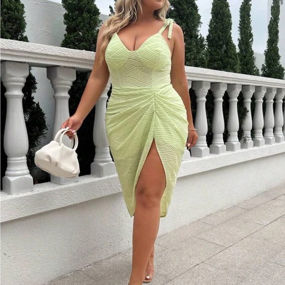 Summer Dress - Picture 8 of 10